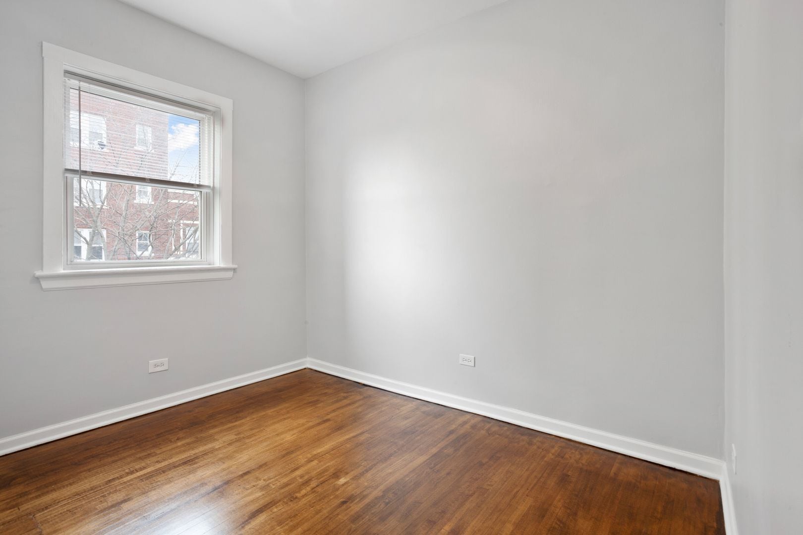 Building Photo - 1460 W Fargo Ave