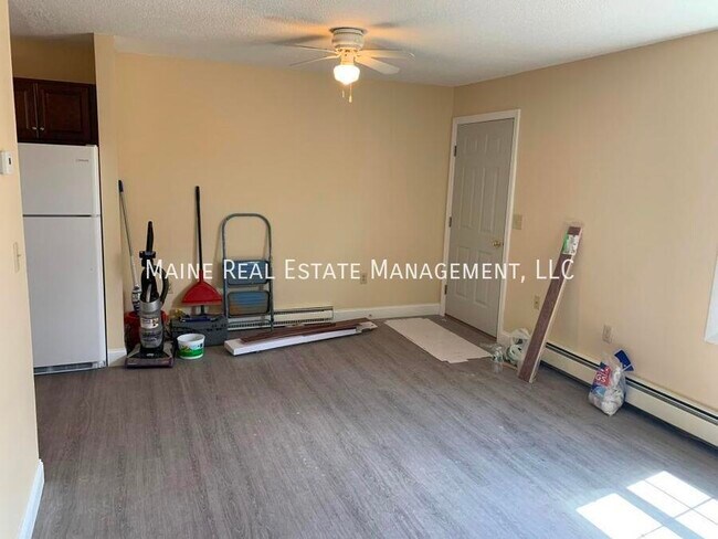 Building Photo - 47 Hill St