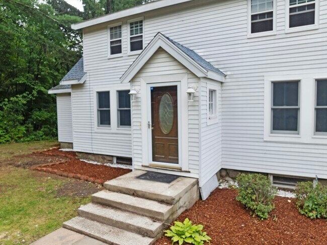 Building Photo - 334 Walpole St