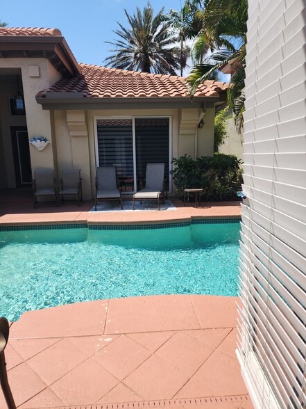 Pool House Entrance - 6350 NW 23rd St