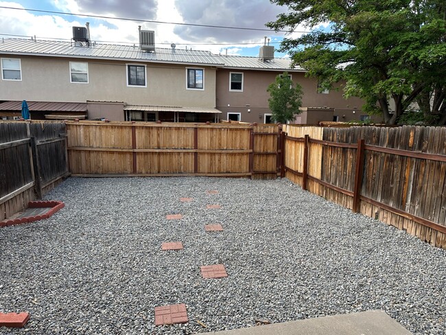 Low maintenance fenced yard - 6017 Calle Nueve NW