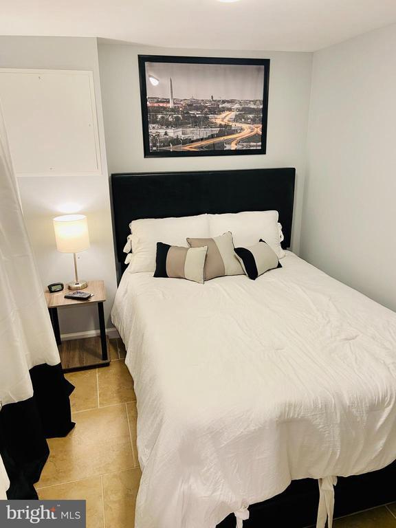 Building Photo - 113 Forrester St SW