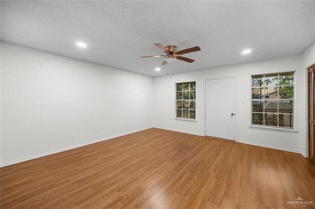 Building Photo - 16 Wichita Ave