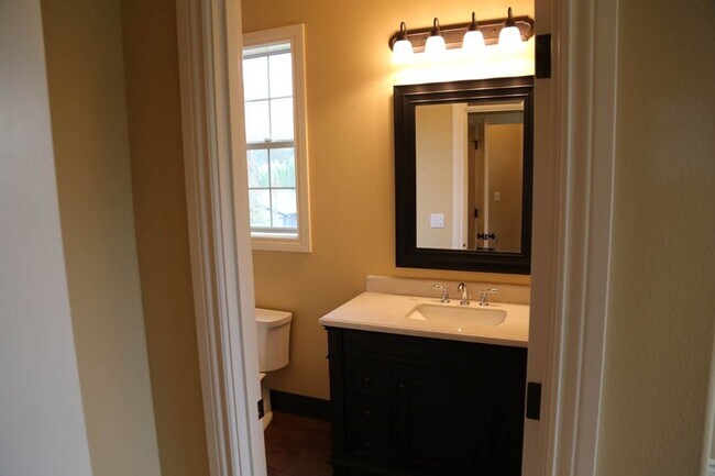 Building Photo - New Home! 5 Bedroom, Bonus Room, 6 Bathrooms