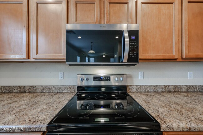 Building Photo - 9043 W Fullam St