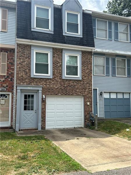 Building Photo - 903 Lynwood Ct