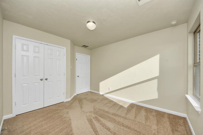 Building Photo - 28510 Buffalo Fork Ln