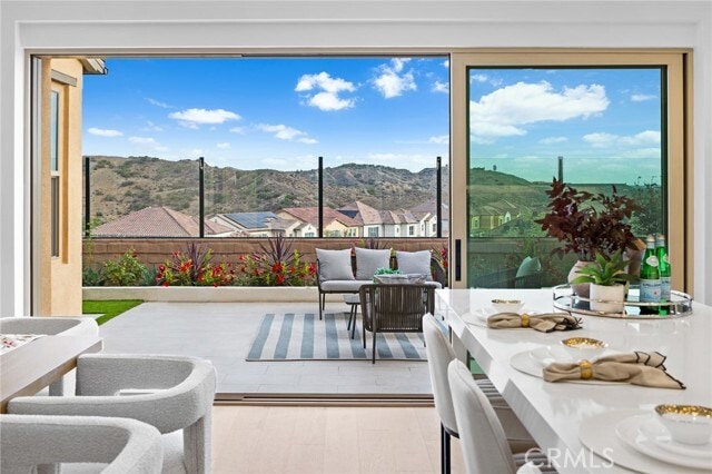 Building Photo - 206 Collino