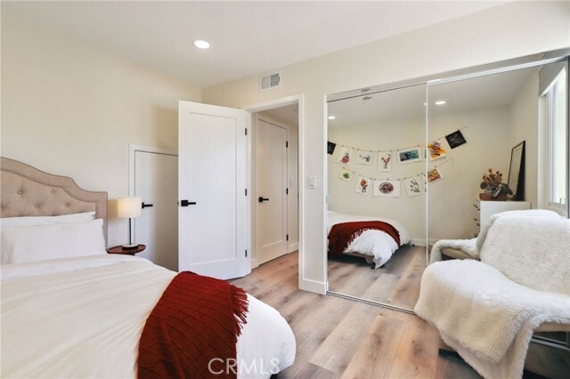 Building Photo - 2425 Vista Hogar