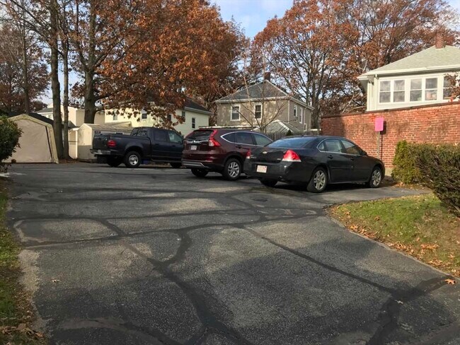 Building Photo - 63 Montclair Ave