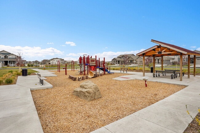 Building Photo - $3,650.00 - 4 Beds 3 Baths Single Family H...