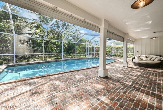 Building Photo - 508 Devils Ln