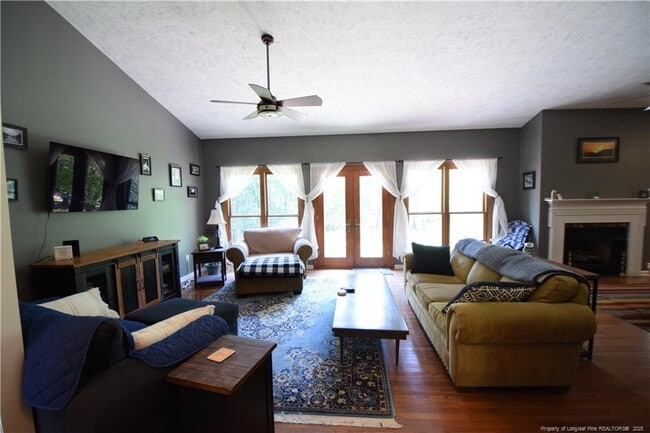 Building Photo - 187 Lakewind Ct