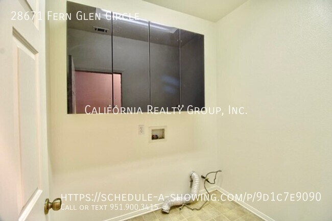 Building Photo - 28671 Fern Glen Cir