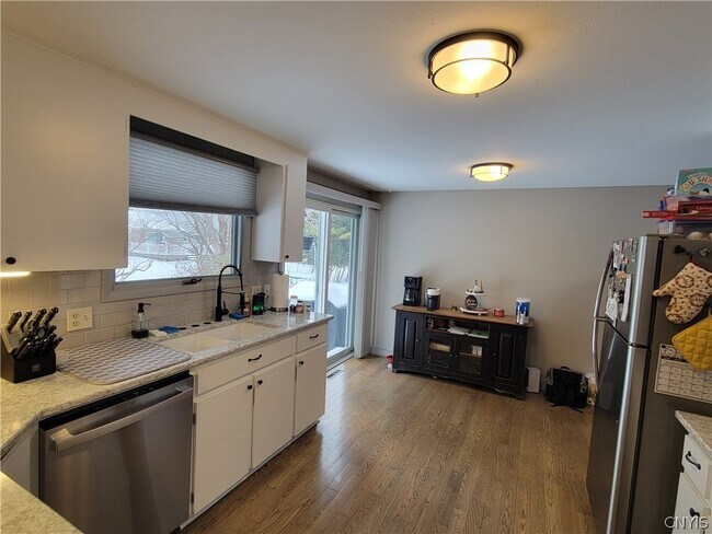 Building Photo - 6319 Danbury Dr