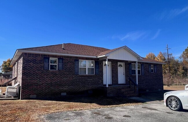 Building Photo - 115 Bo Dr