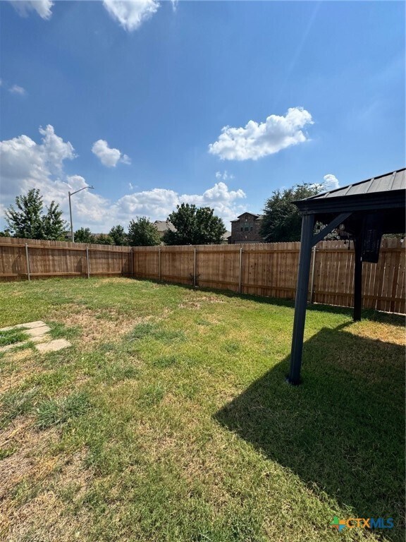 Building Photo - 111 Sheep Trail Dr