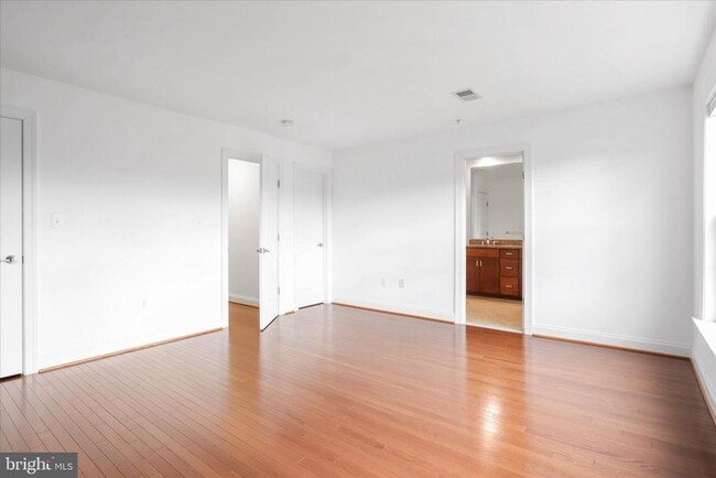 Building Photo - 8072 Criaza Branch Ct