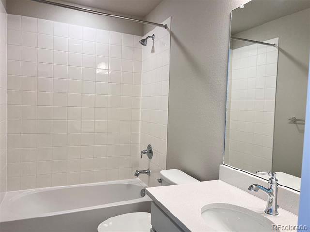 Building Photo - 21114 E 63rd Dr