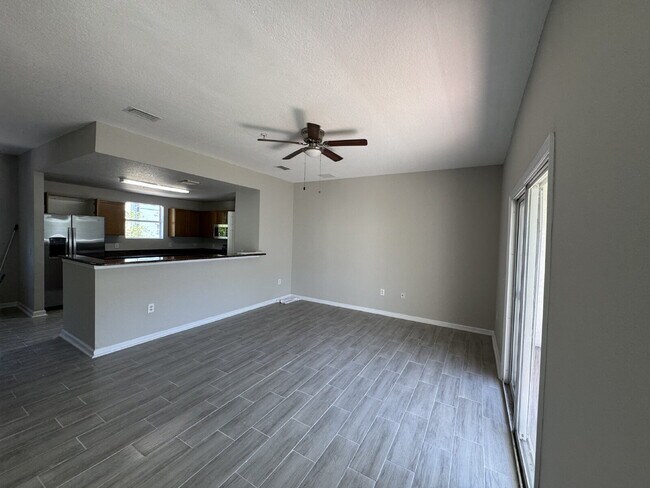 Building Photo - 6066 Gibson Ave