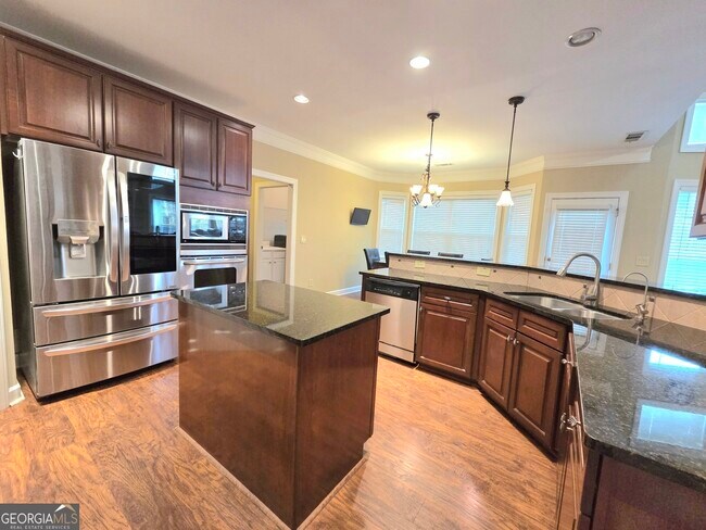 Building Photo - 1355 Magnolia Park Cir