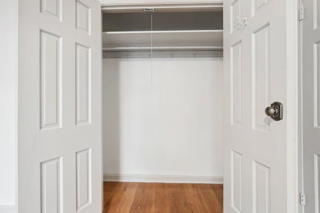 Building Photo - 2800 Woodpipe Ln