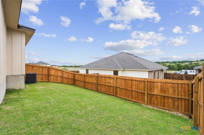 Building Photo - 101 Leon Ln