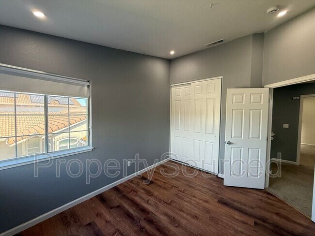 Building Photo - 1520 Andrew St