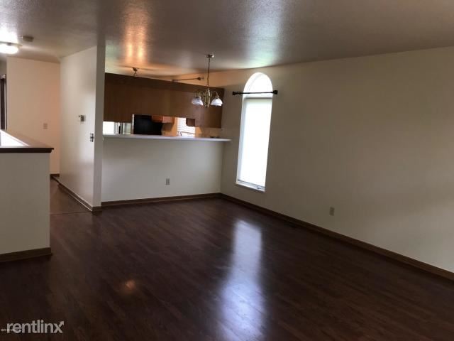 Building Photo - 3 br, 3 bath Duplex - 6065 Fairgrove St