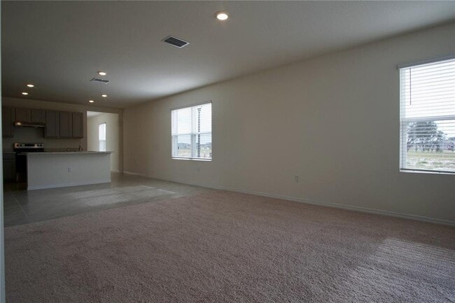 Building Photo - 1703 Post Oak Dr