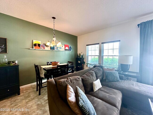 Building Photo - 1659 Biscayne Bay Cir