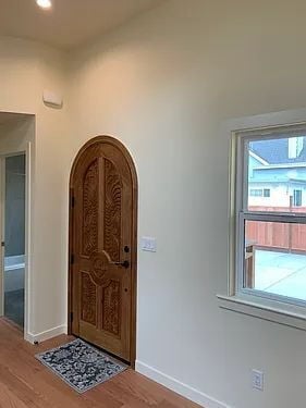 Building Photo - Bright, Modern, and Move-In Ready – Your P...