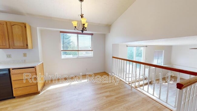 Building Photo - 2316 Sierra Dr