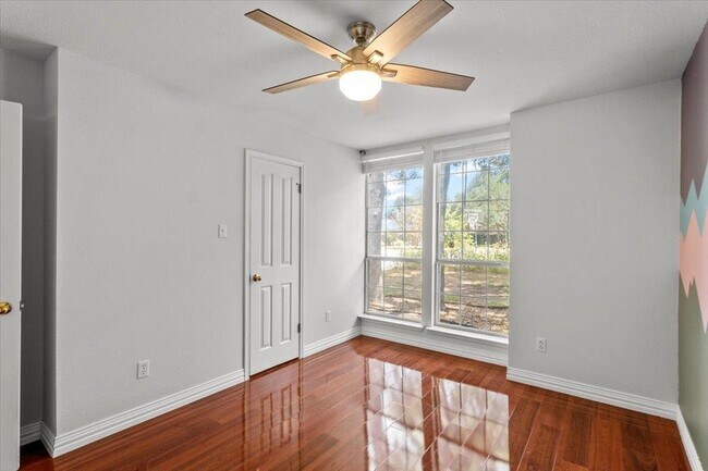 Building Photo - 10000 Brantley Bend