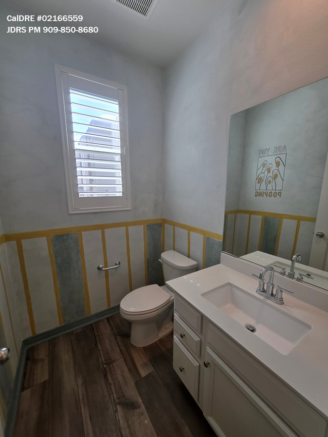 Building Photo - Irvine 2 Bedroom Condo