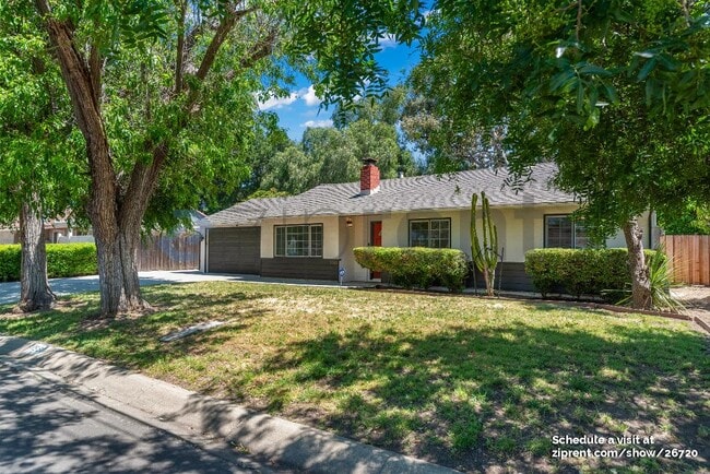 Building Photo - 1580 Placer Dr