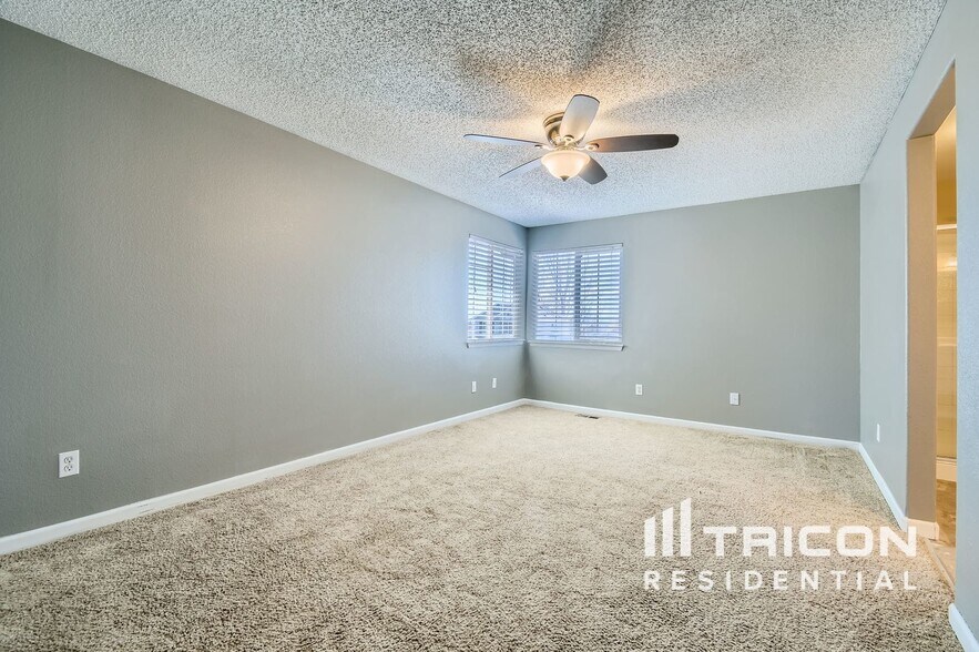 Building Photo - 2658 Comanche Creek Dr