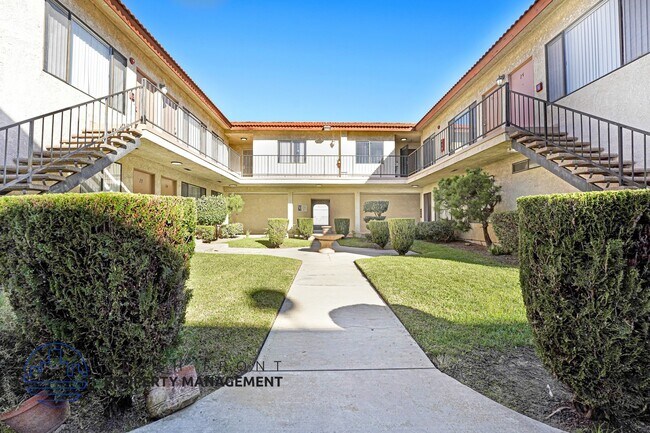 Building Photo - 14427 Cerise Ave.