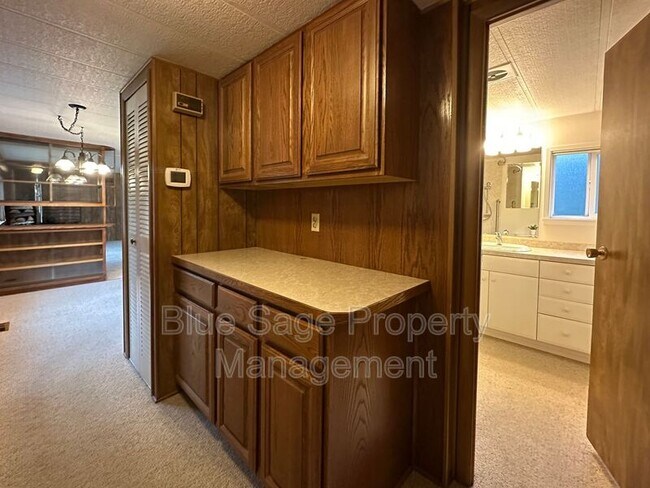 Building Photo - 241 Evans Rd