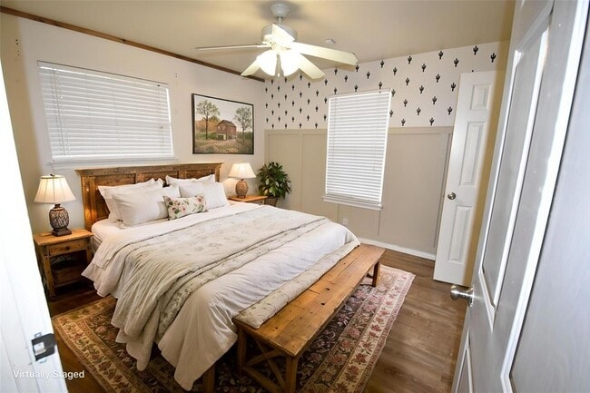 Building Photo - 608 Wilkes St