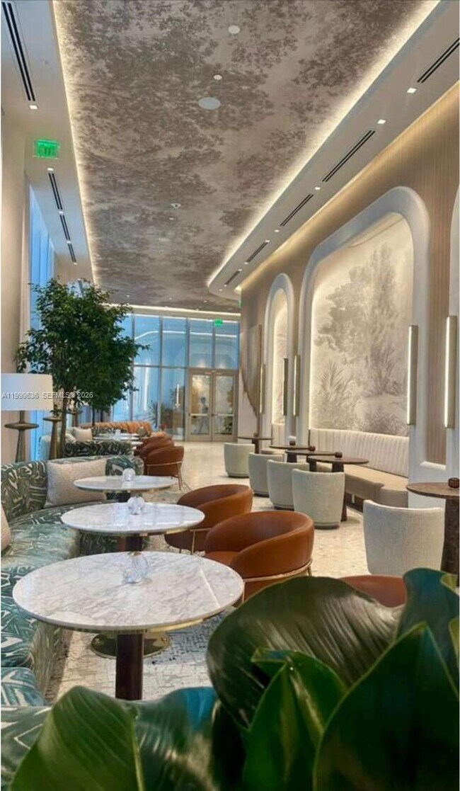 Building Photo - 77 SE 5th St