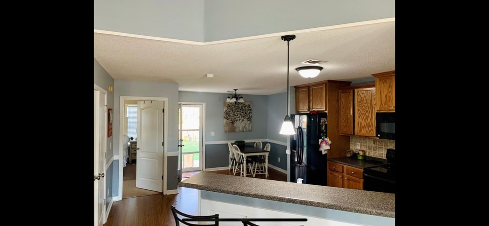 Building Photo - 209 Courthouse Ln