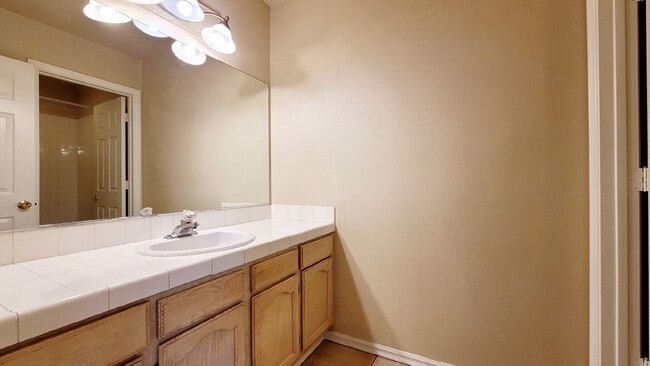 Building Photo - 7524 Holloran Ct