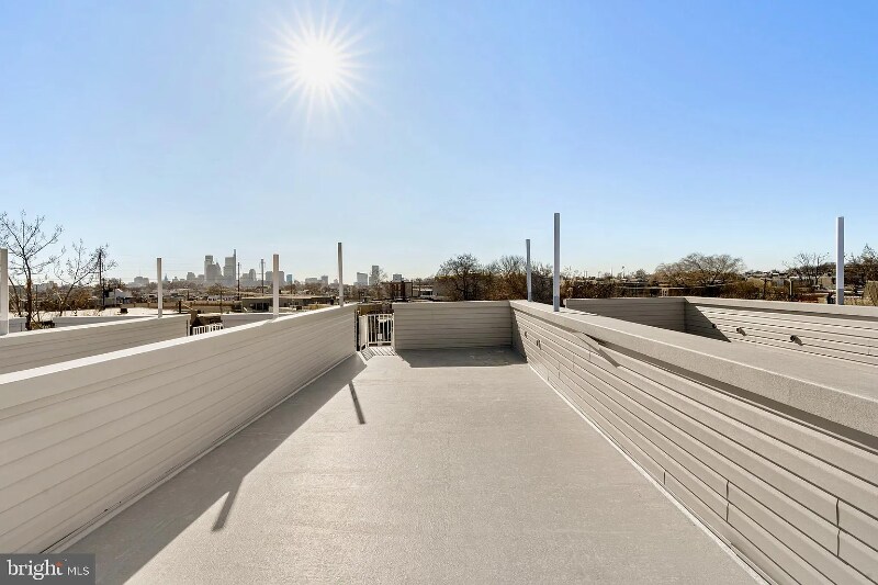 Building Photo - 3036 W Berks St
