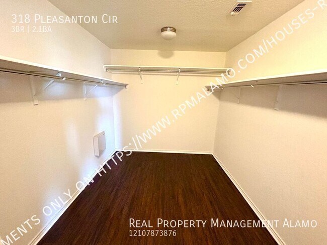 Building Photo - 318 Pleasanton Cir