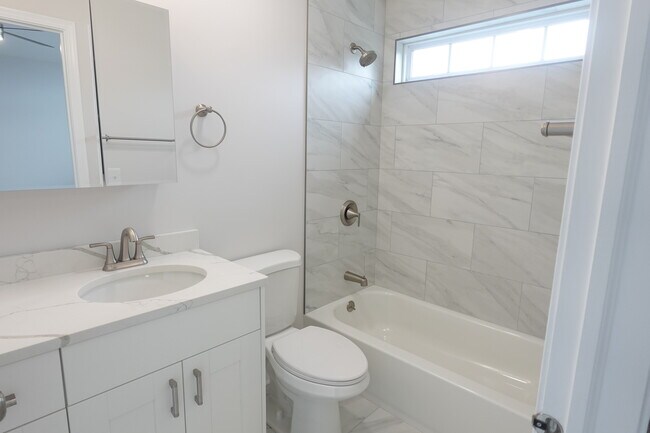 Building Photo - 3430 Blue Ridge Dr