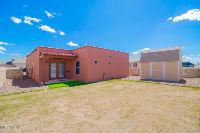 Building Photo - 14749 Sand Gate Dr