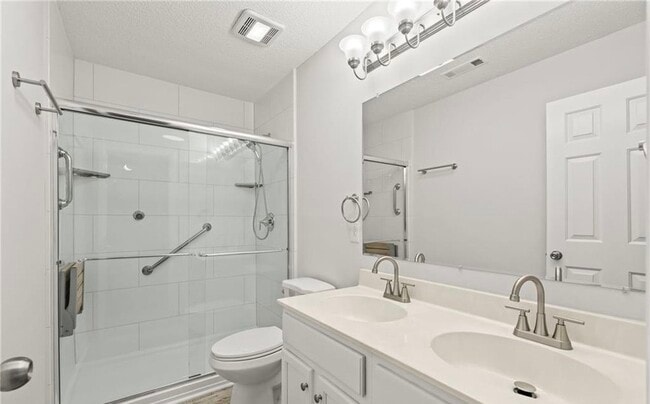 Building Photo - 3775 Wavebrook Ct