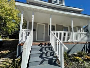 Building Photo - Stunning 3 Bedroom Home FOR RENT in Millvi...