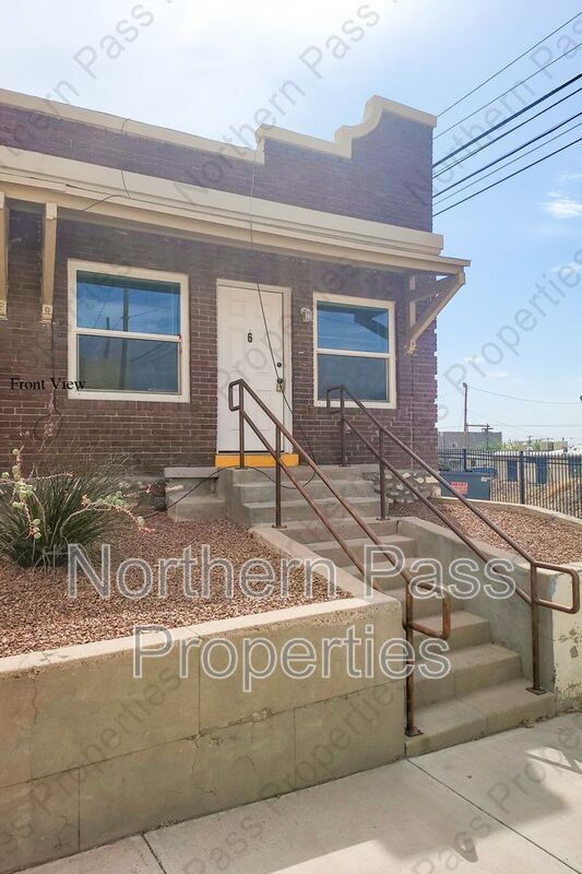 Building Photo - 1100 Cedar St